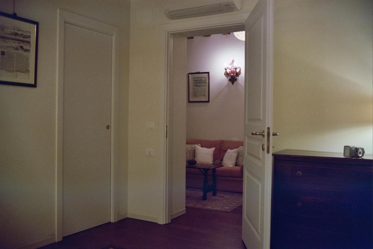 Al Pozzo Dei Scoacamini, 100 M From San Marco, Ground Floor Apartment Venedig